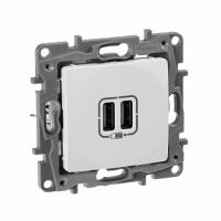 Зарядное устройство с двумя USB-разьемами 240В/5В 2,4А Белый. Legrand Etika