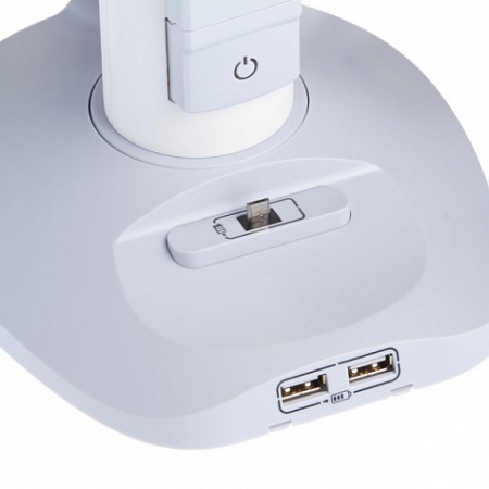 Мультимедийный блок ''Комфорт и безопасность'' 16А на 4 розетки + 2xUSB + 1xMicroUSB с кабелем 1,5м