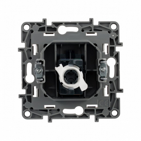 Розетка компьютерная RJ45 UTP кат.5e Белый. Legrand Etika