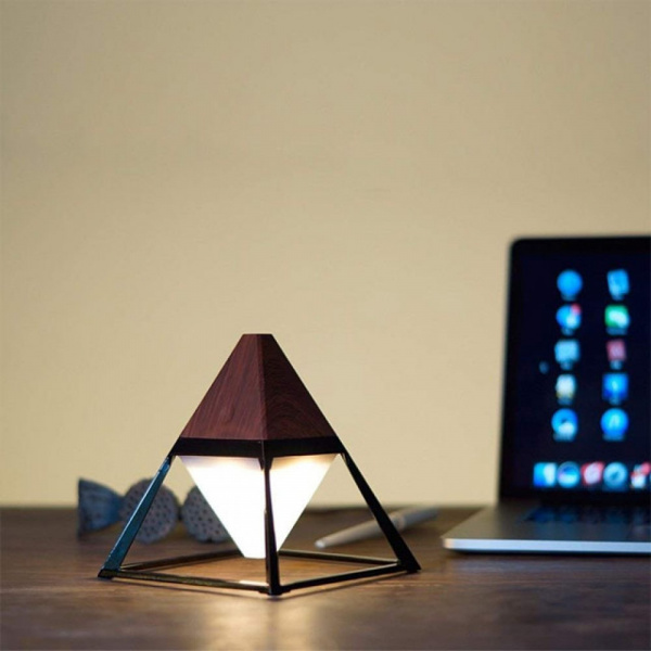 Лампа настольная с аккумулятором Ami Lamp Pyramid Темное Дерево