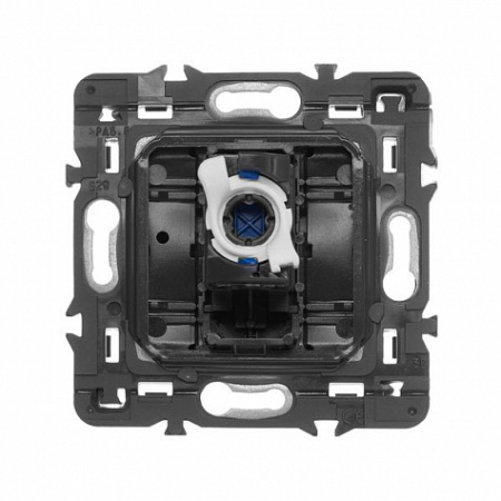 Розетка компьютерная RJ 45 UTP категории 6 Титан. Celiane. Legrand